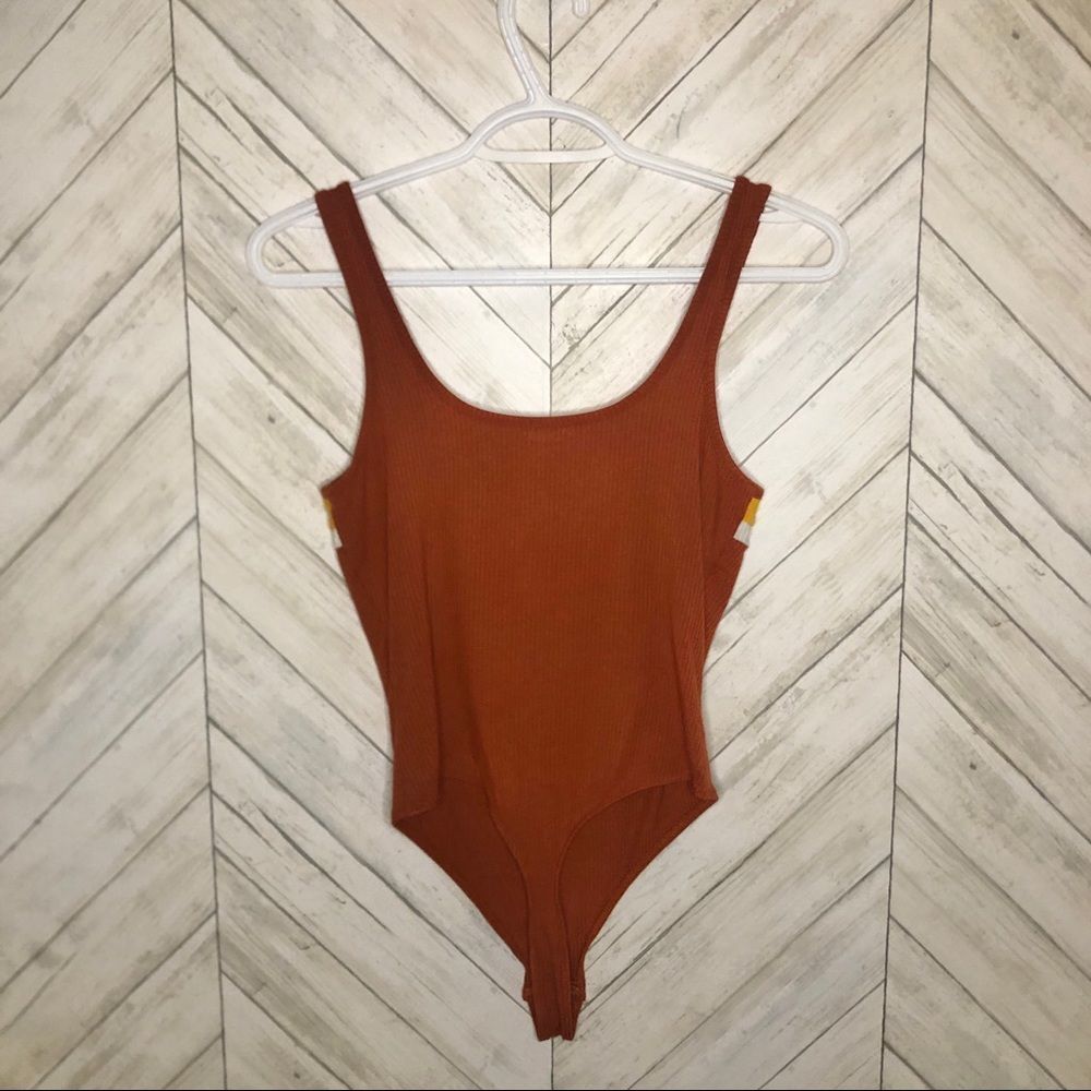 Retro Colorblock Ribbed Bodysuit - Picture 2 of 6